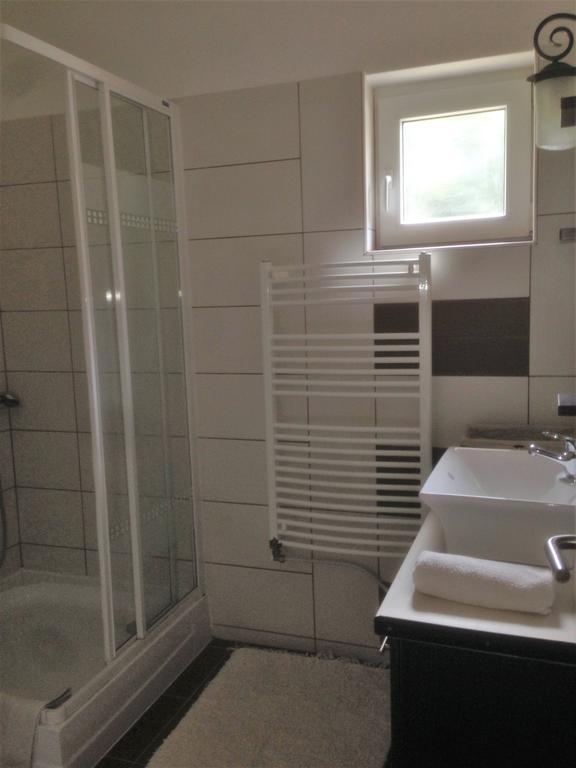 Appartement Laura-haus à Vonyarcvashegy Extérieur photo
