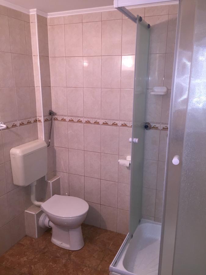 Appartement Laura-haus à Vonyarcvashegy Extérieur photo